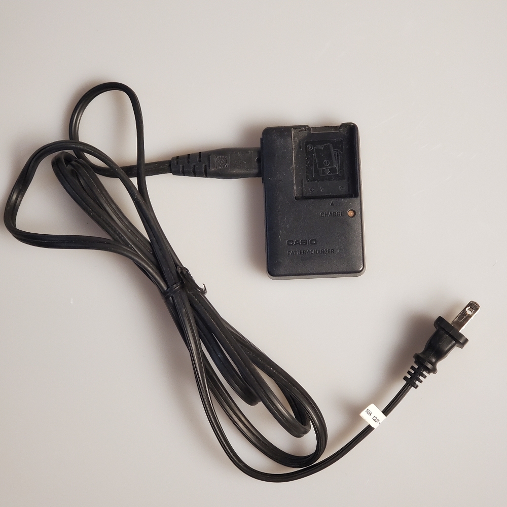 Casio Exilim Battery Charger BC-80L EUC